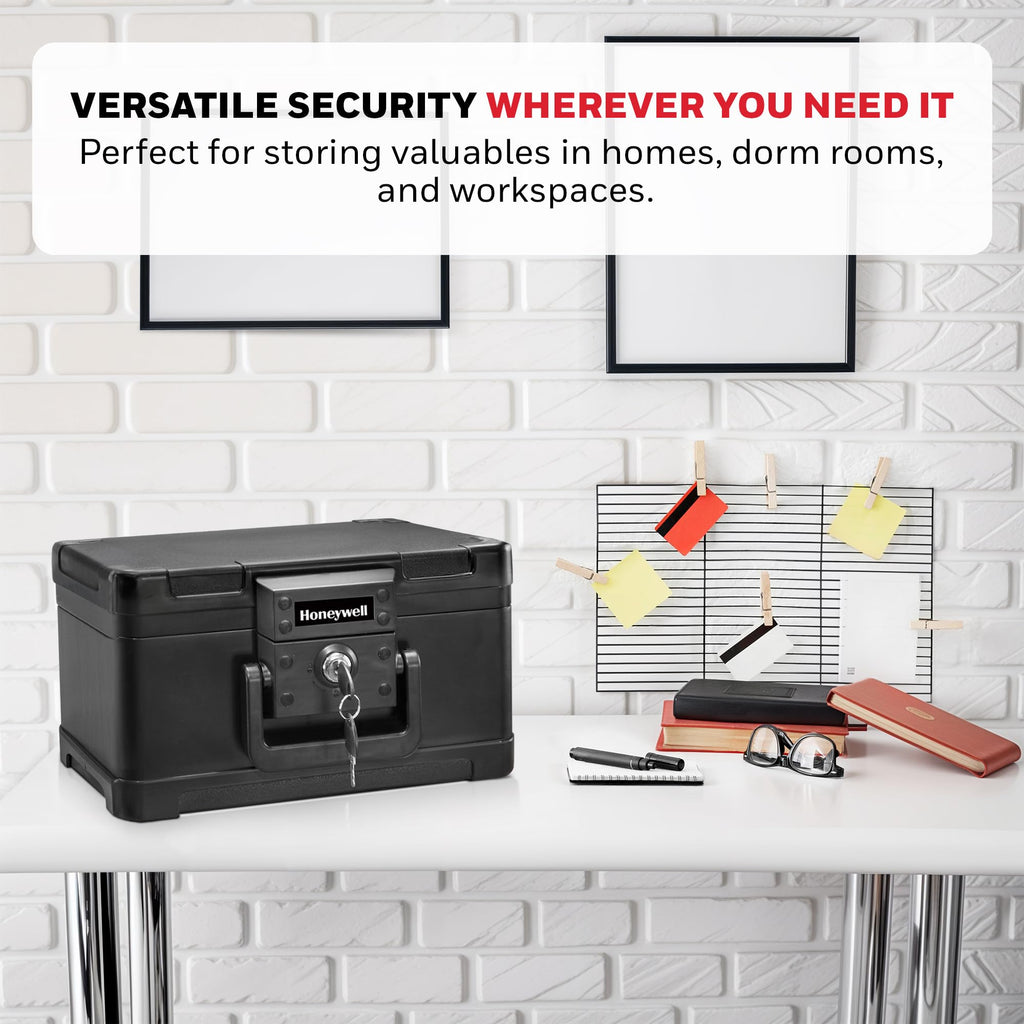 Small Black ABS Plastic Safe with Key Lock S65858