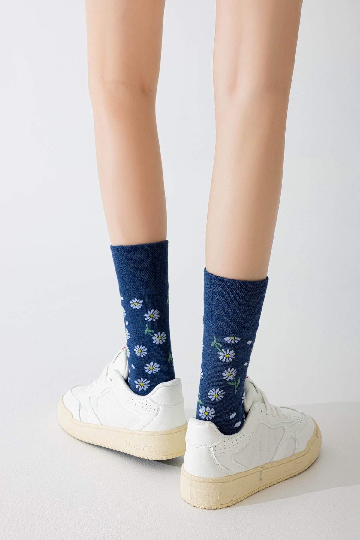 Bamboo Viscose Non Binding Crew Socks, 5 Pairs I52822