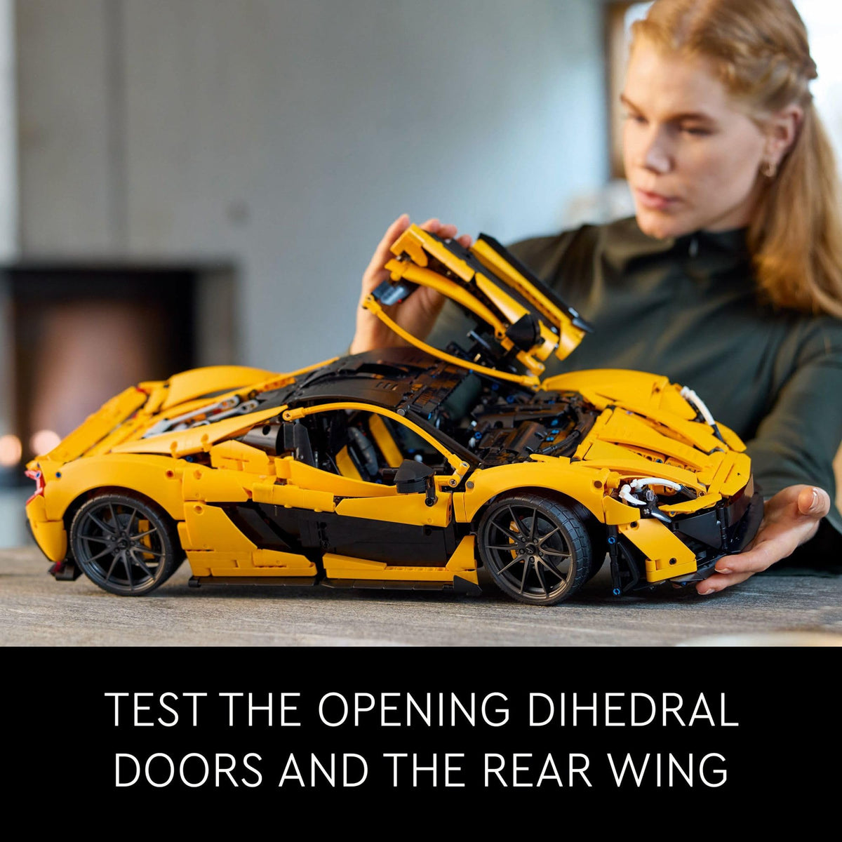Technic McLaren P1 Hypercar Building Set L279345