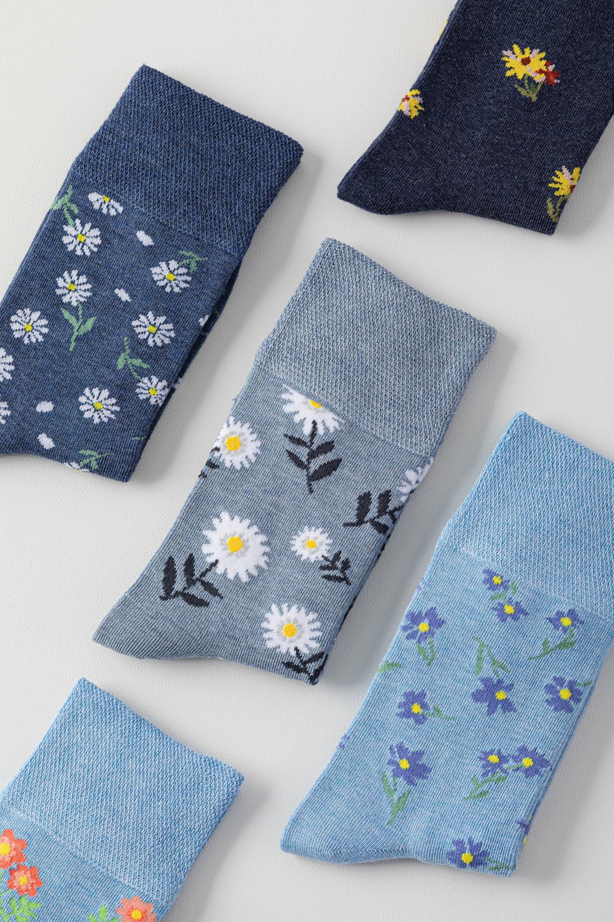Bamboo Viscose Non Binding Crew Socks, 5 Pairs I52822